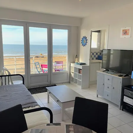 Studio moderne avec balcon, face mer, jusqu'à 4 personnes - FR-1-323-431 Appartement Saint-Jean-de-Monts